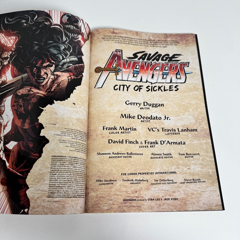 Marvel Savage Avengers City of Sickles Vol 1 Comic Book Gerry Duggan First Print - Picture 3 of 7